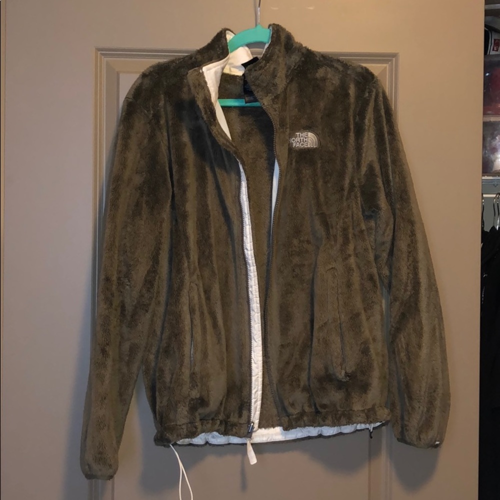 Brown Furry Northface Jacket 😊